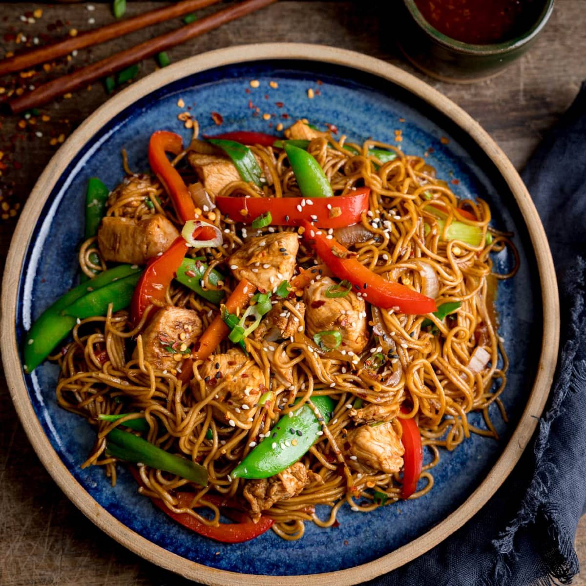 Chicken Lo Mein